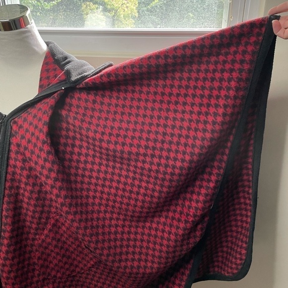 LE Mode houndstooth poncho with pockets - Picture 4 of 6